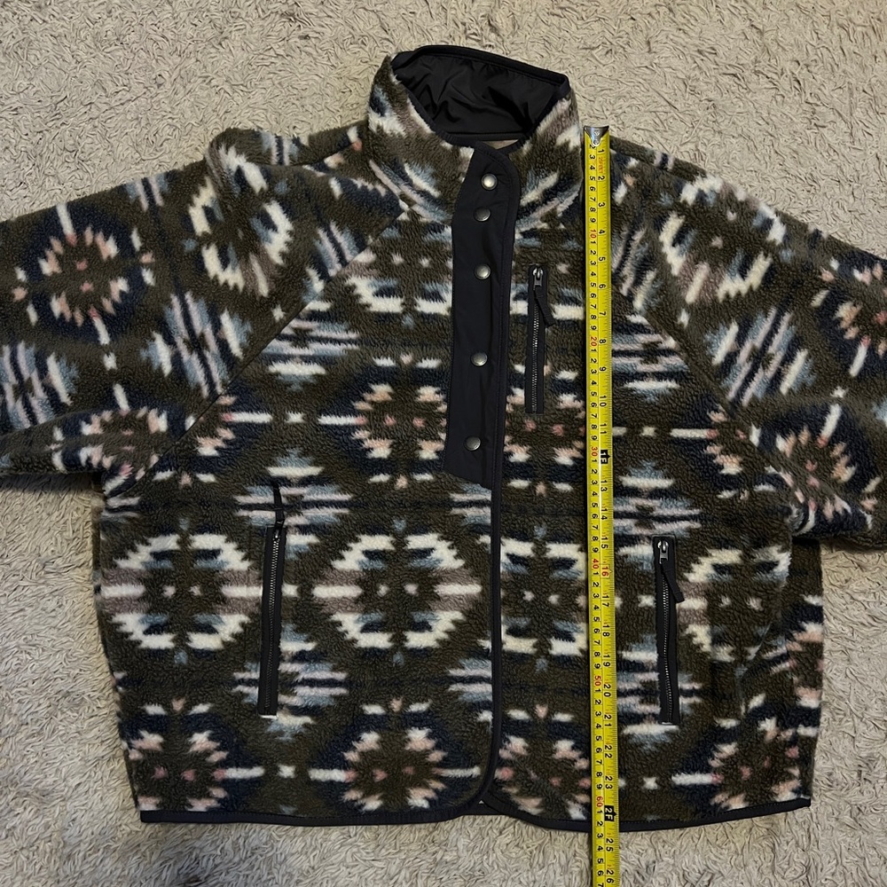 American Eagle Patterned Fleece Jacket With Butto… - image 5